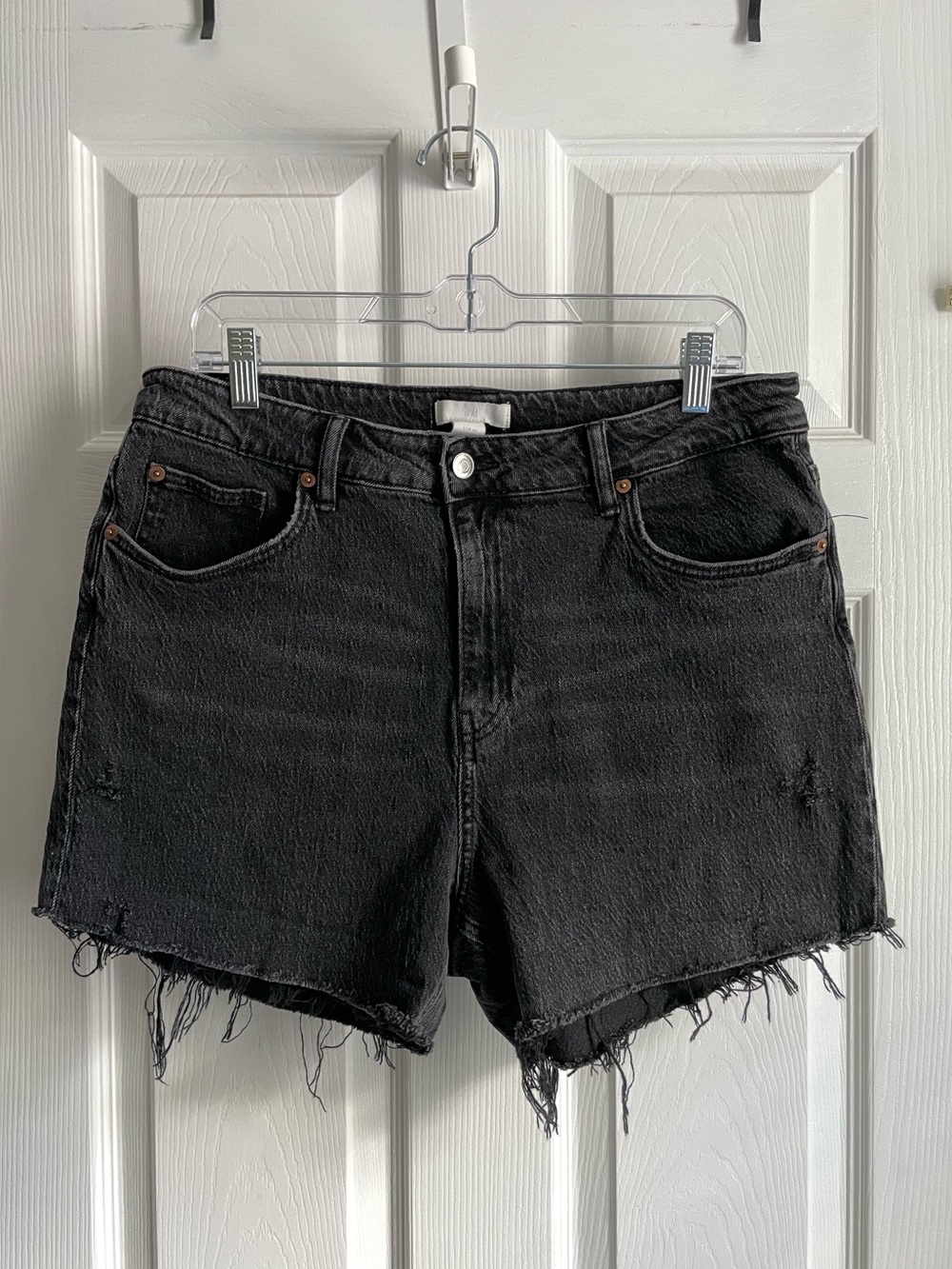 H&M Black High-Rise Distressed Denim Shorts, Size 14